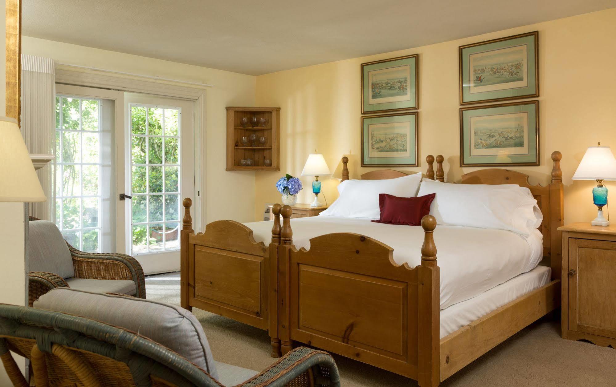 At Inn Occidental