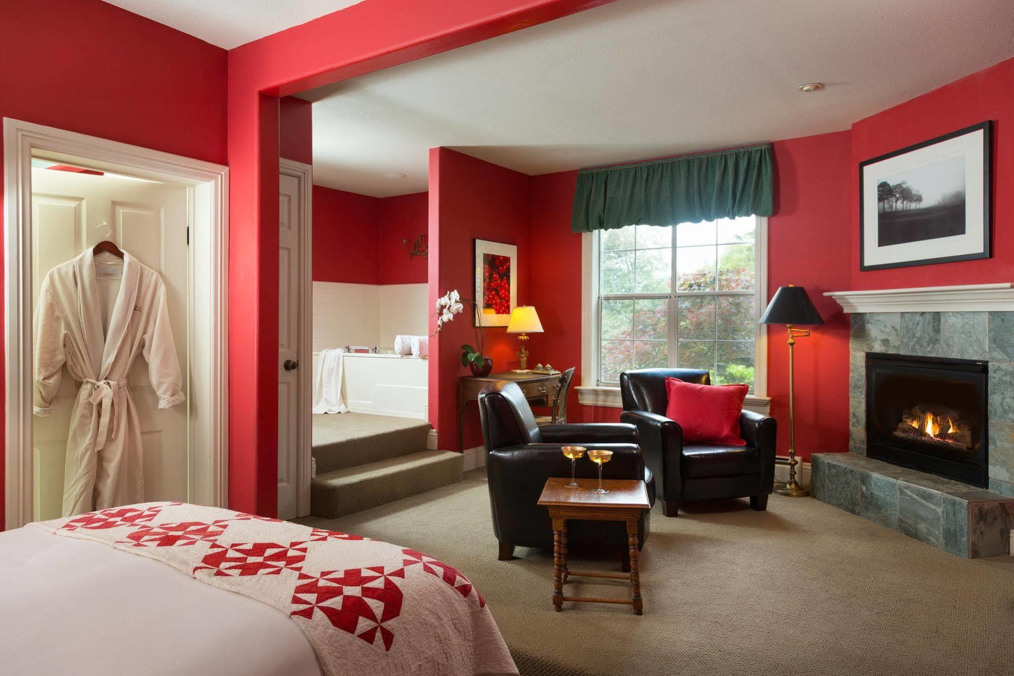 Inn At Occidental